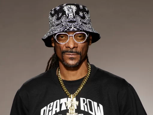 Snoop Dogg Brings Death Row Records' Catalog Back To Streaming